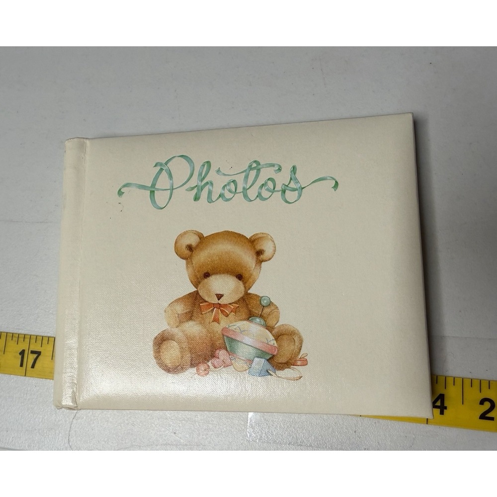 Hallmark Keepsake Photo Mini album 20 Photos 1984 Bear Logo Front